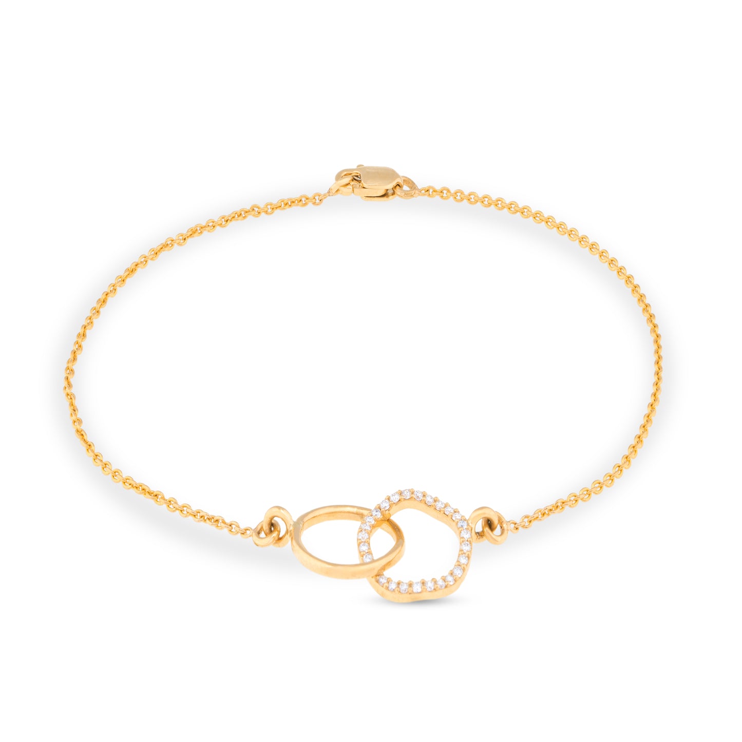 Interlocking Circles Diamond Bracelet