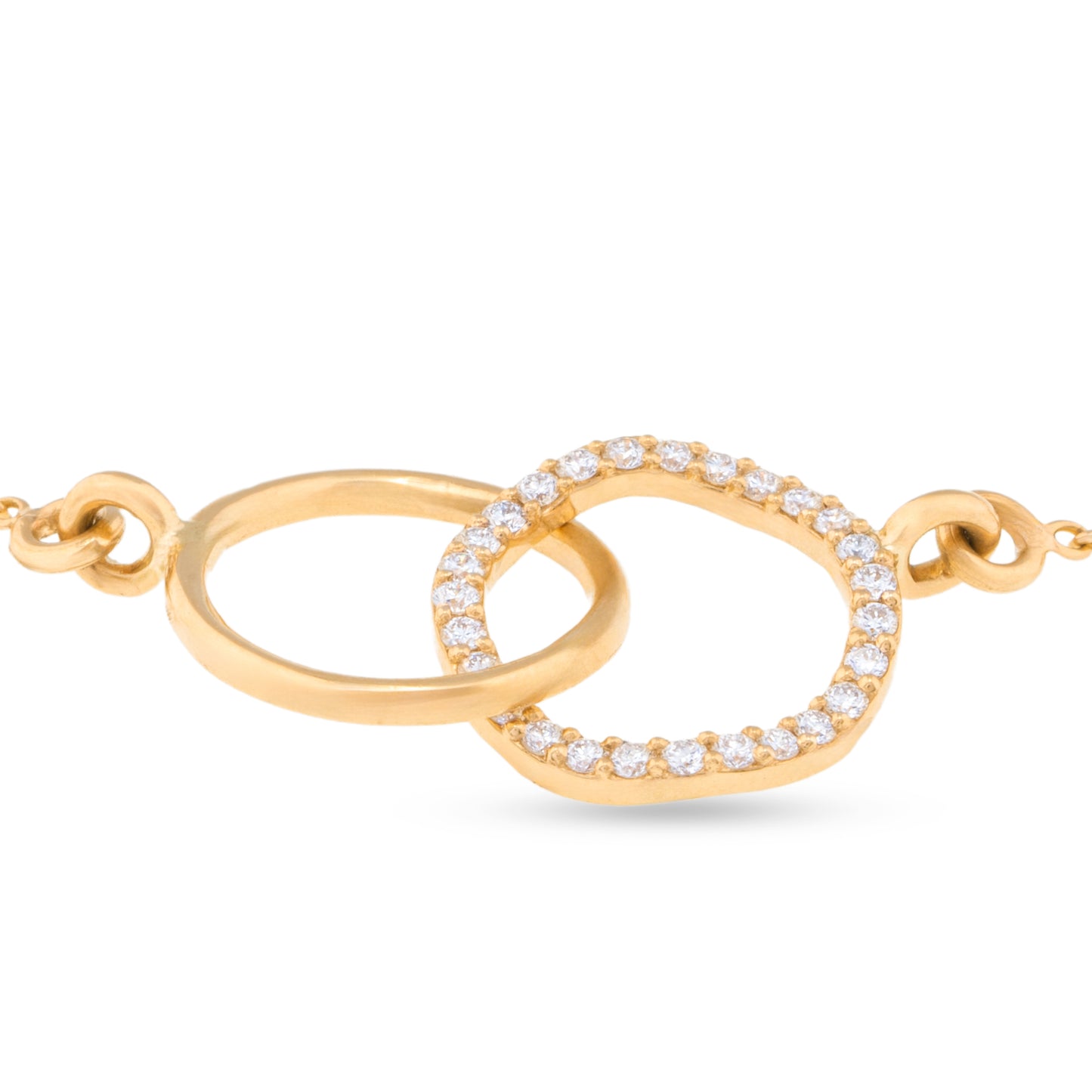 Interlocking Circles Diamond Bracelet